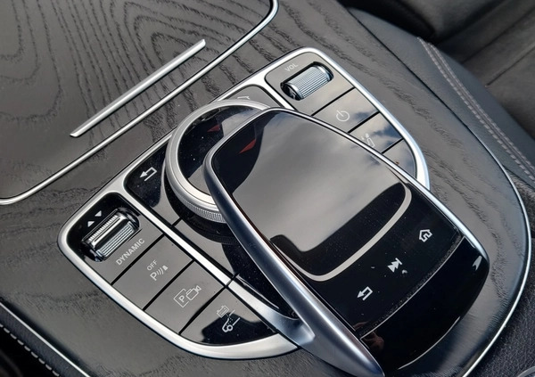 Mercedes-Benz Klasa E cena 123500 przebieg: 142000, rok produkcji 2020 z Ostrołęka małe 742